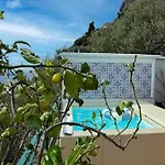 Posea Collection - Tre Archi بوسيتانو