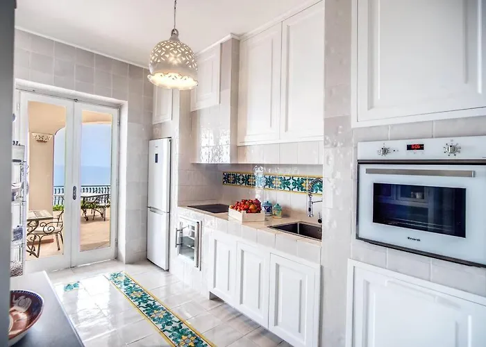 Vila Posea Collection - Tre Archi